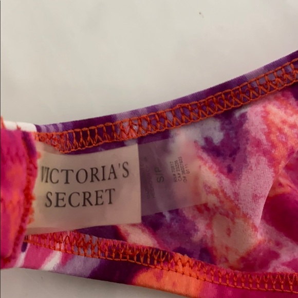 Victoria Secret tie dye bikini👙 - Picture 4 of 5